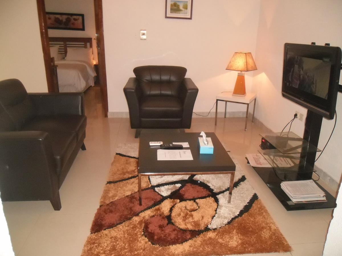 Hotel Vivi Palace Matadi Kültér fotó
