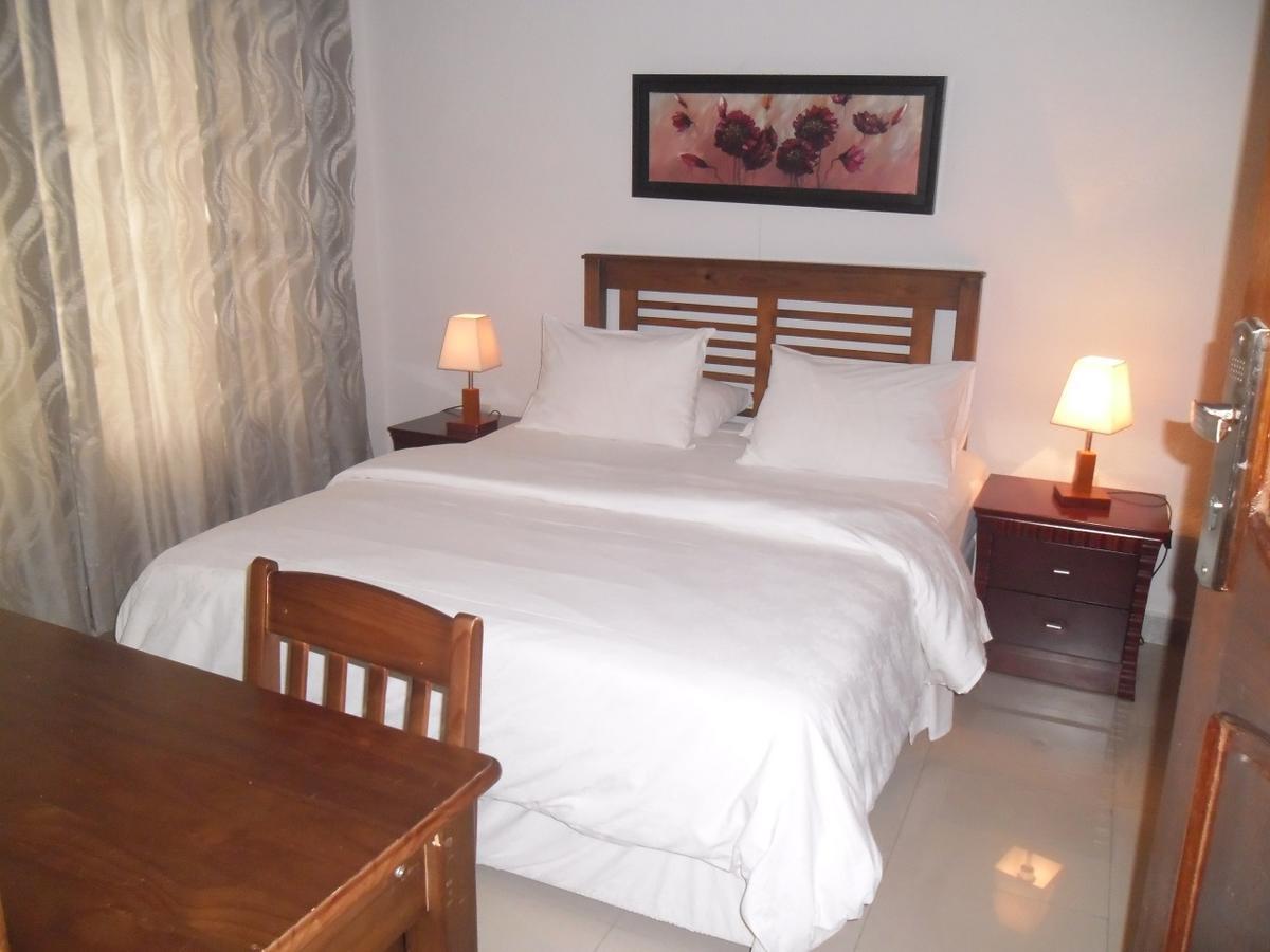 Hotel Vivi Palace Matadi Kültér fotó