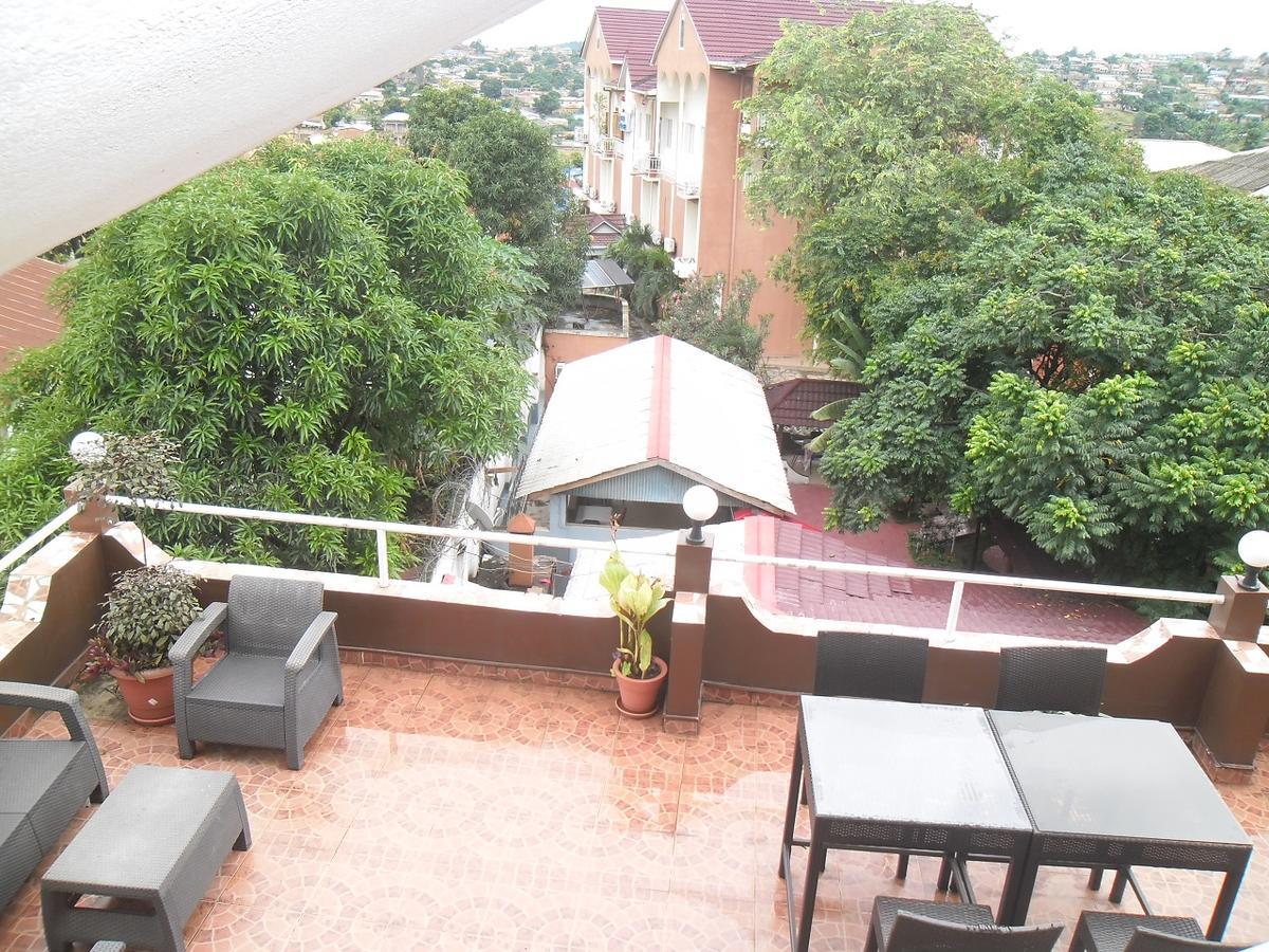 Hotel Vivi Palace Matadi Kültér fotó