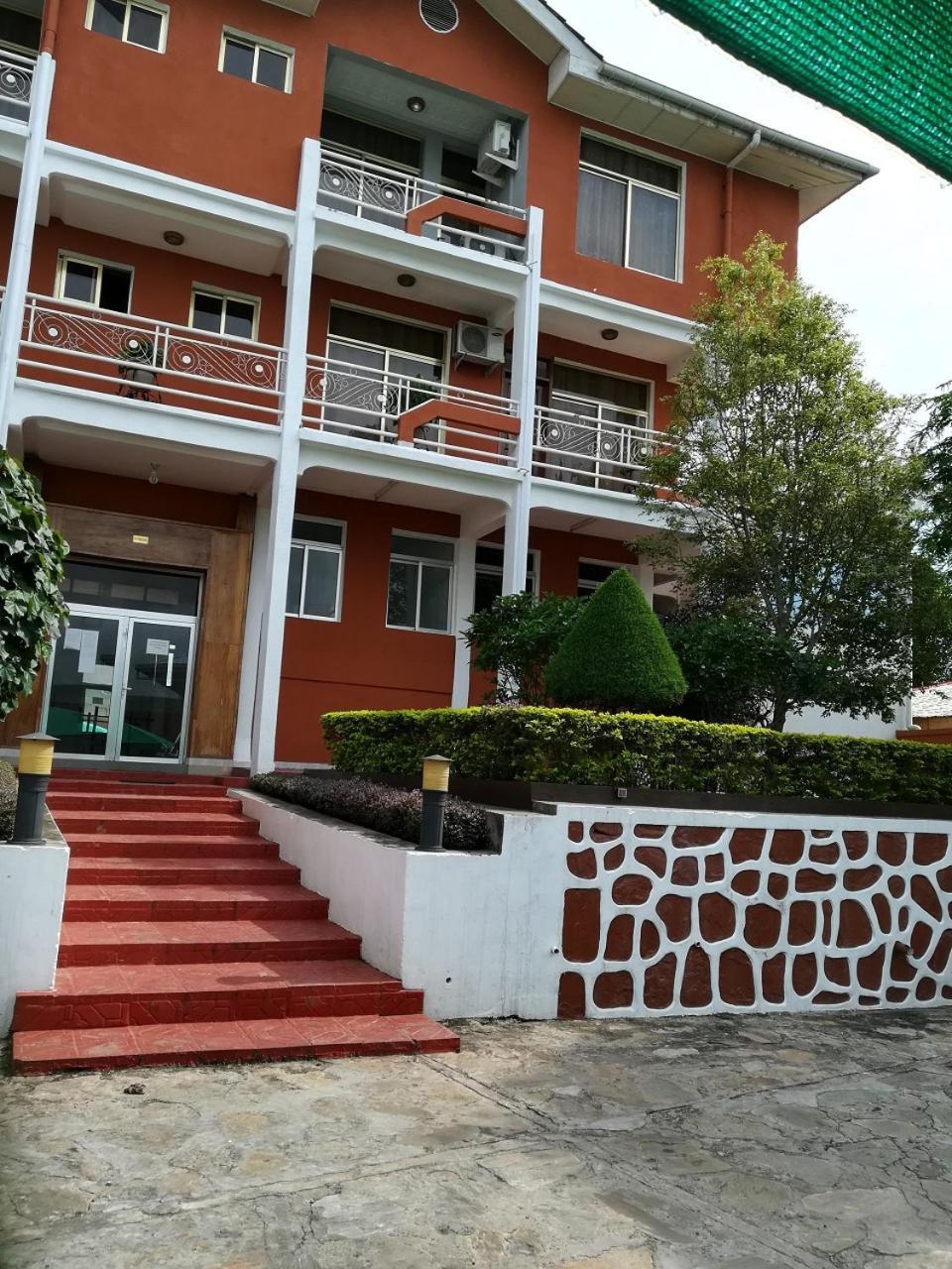 Hotel Vivi Palace Matadi Kültér fotó