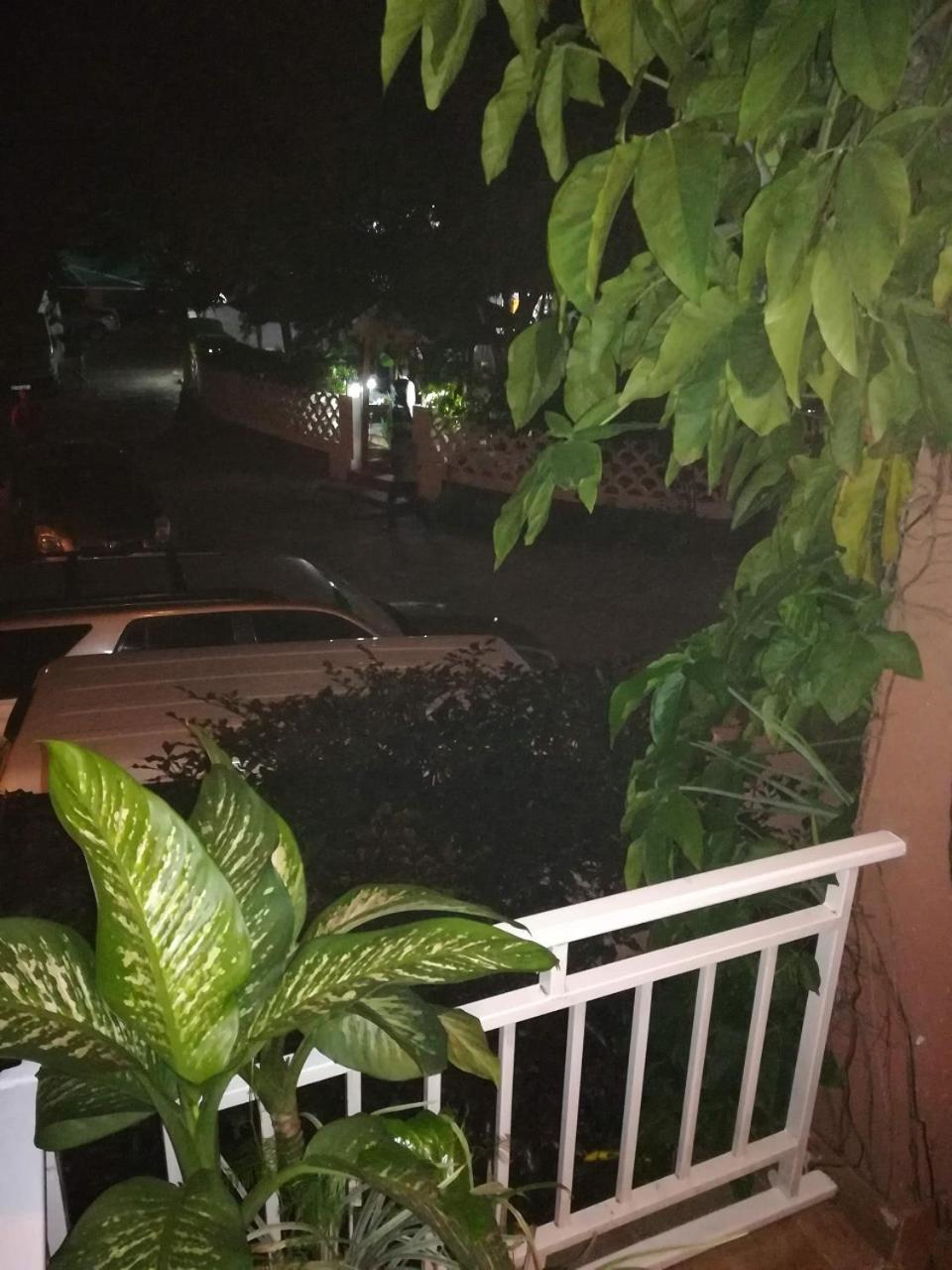Hotel Vivi Palace Matadi Kültér fotó